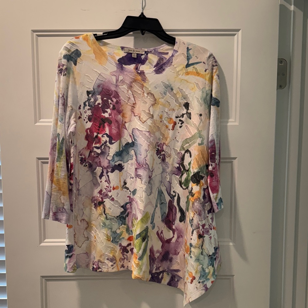 Women’s Jess and Jane Shirt, size Large